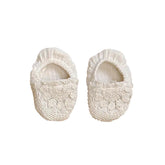 Botoșei cu dantelă, muselină