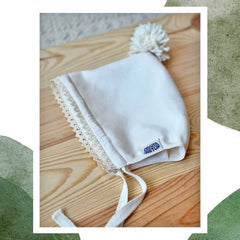 Căciulă Koo cu pompon, mătase naturală