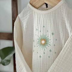 Costum botez pentru bebelusi, din bumbac, Odiseea lui Artur