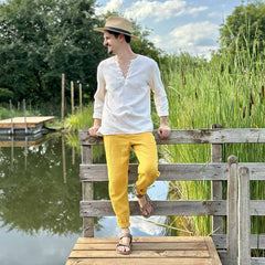 Camasa si pantaloni din muselina pentru barbati, croi lejer si snur in talie. Odiseea lui Artur