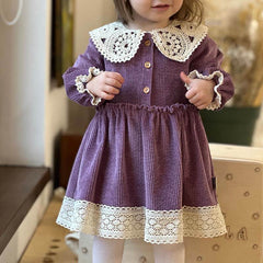 Rochie Celeste cu guler din dantelă, bumbac reiat