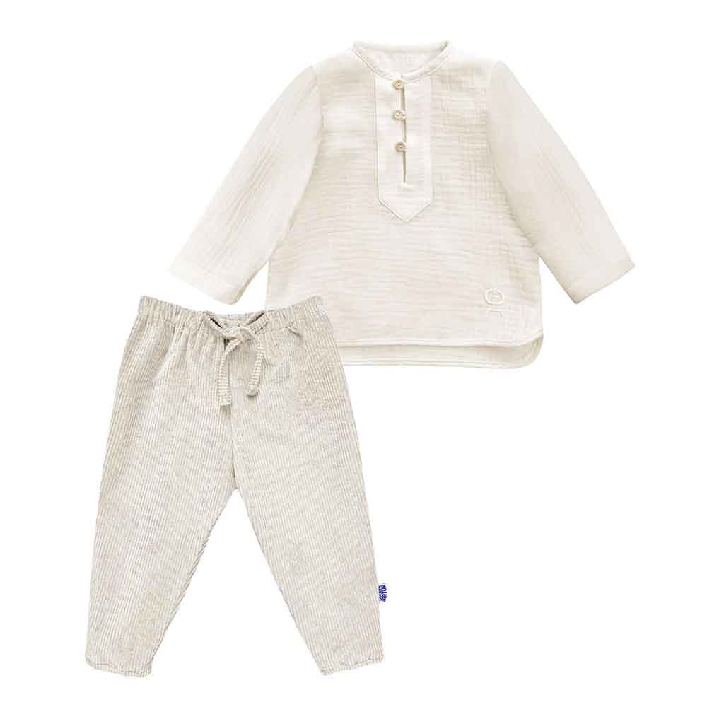 Costumas baietei pentru botez format din camasa de muselina si pantaloni din bumbac reiat, model alb ecru