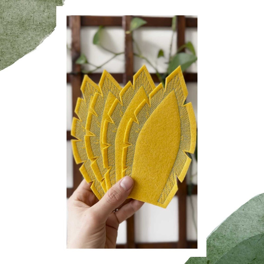 Detaliu pene brodate pentru varful cortului Arecibo, camera copiilor, Odiseea lui Artur